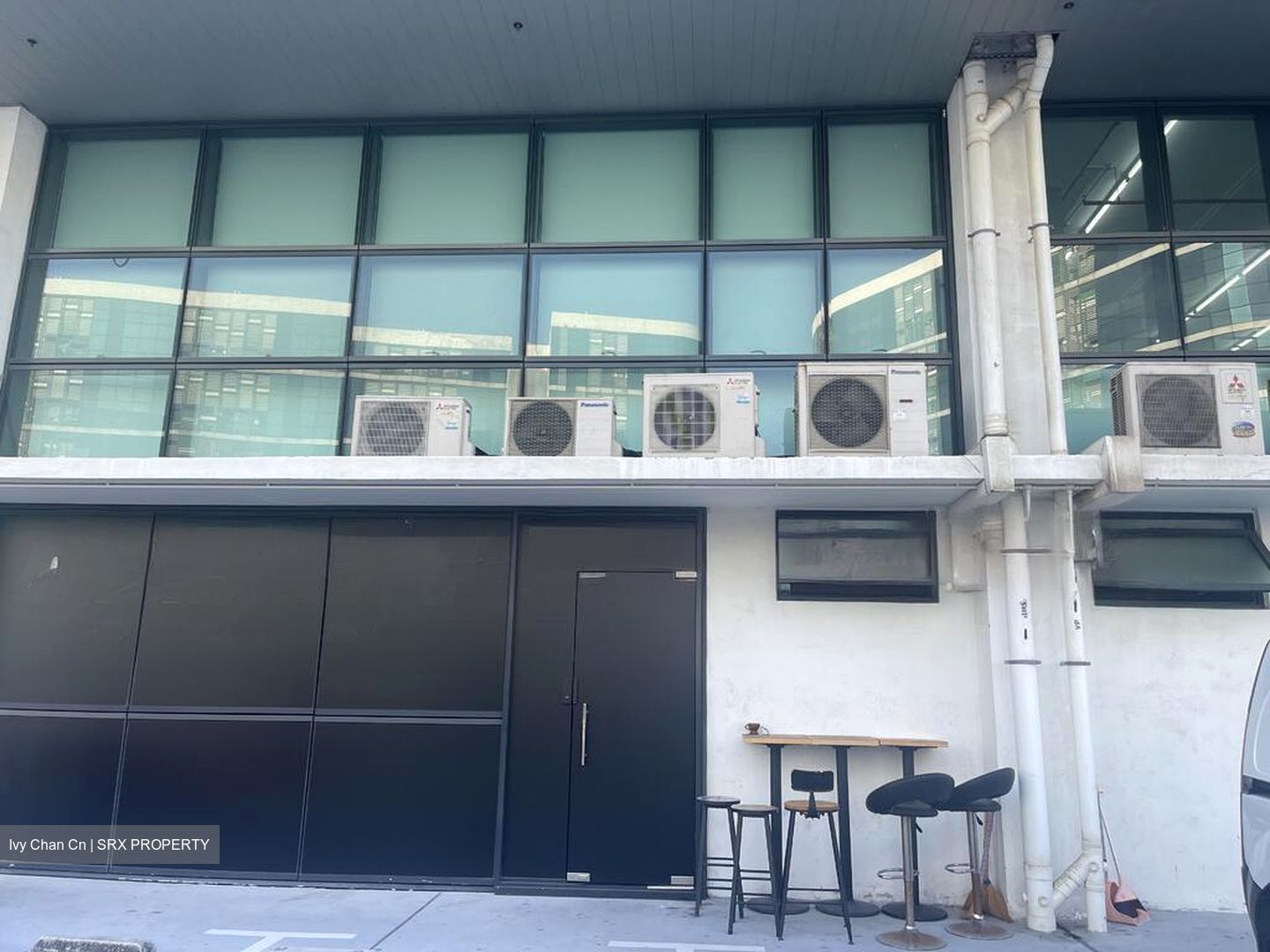 Oxley Bizhub (D14), Factory #527571371